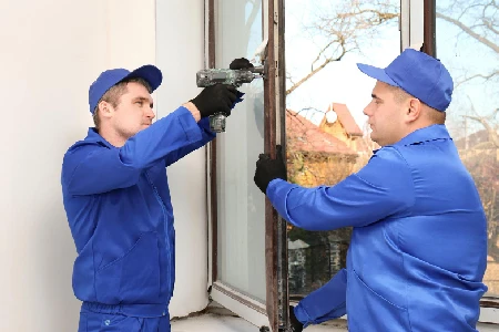 Residential Broken Glass Repair Solutions in Oak Ridge, FL