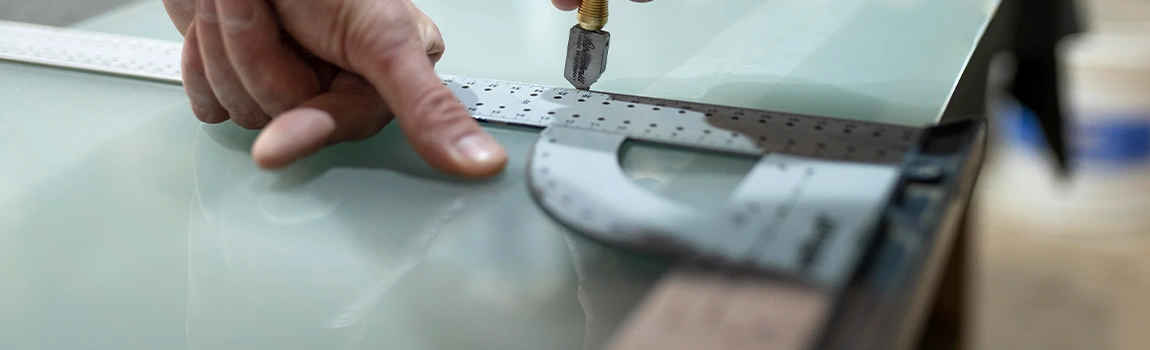 Commercial Glass Repair Company in Oak Ridge, FL